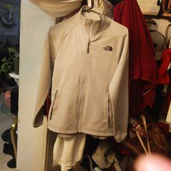 Small Woman's North Face Thin Jacket