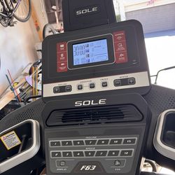 Sole F63 Treadmill (Like New) - Barely Used