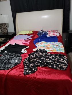 Womens Clothes Large And Xtra Large 