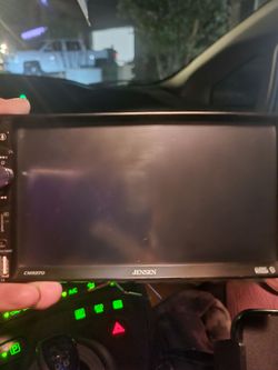 Jensen in-dash stereo & amplifier