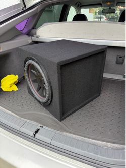 12 inch kicker comp vr like new