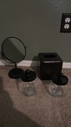 Bathroom set