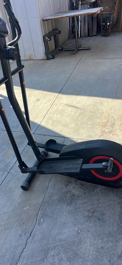 Compact Magnetic Elliptical Trainer