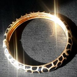 Giraffe Printed Gold Tone Bangle Bracelets