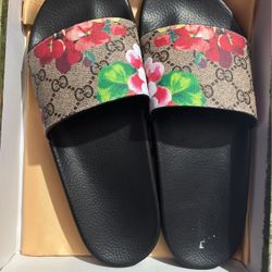 Woman Gucci Slides