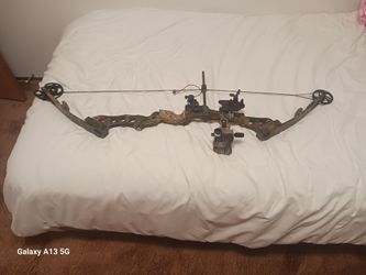 Bowtech Compound  Bow Pro-38 With Attached Accessories