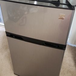 Kenmore 2 Door Mini Fridge With Freezer 