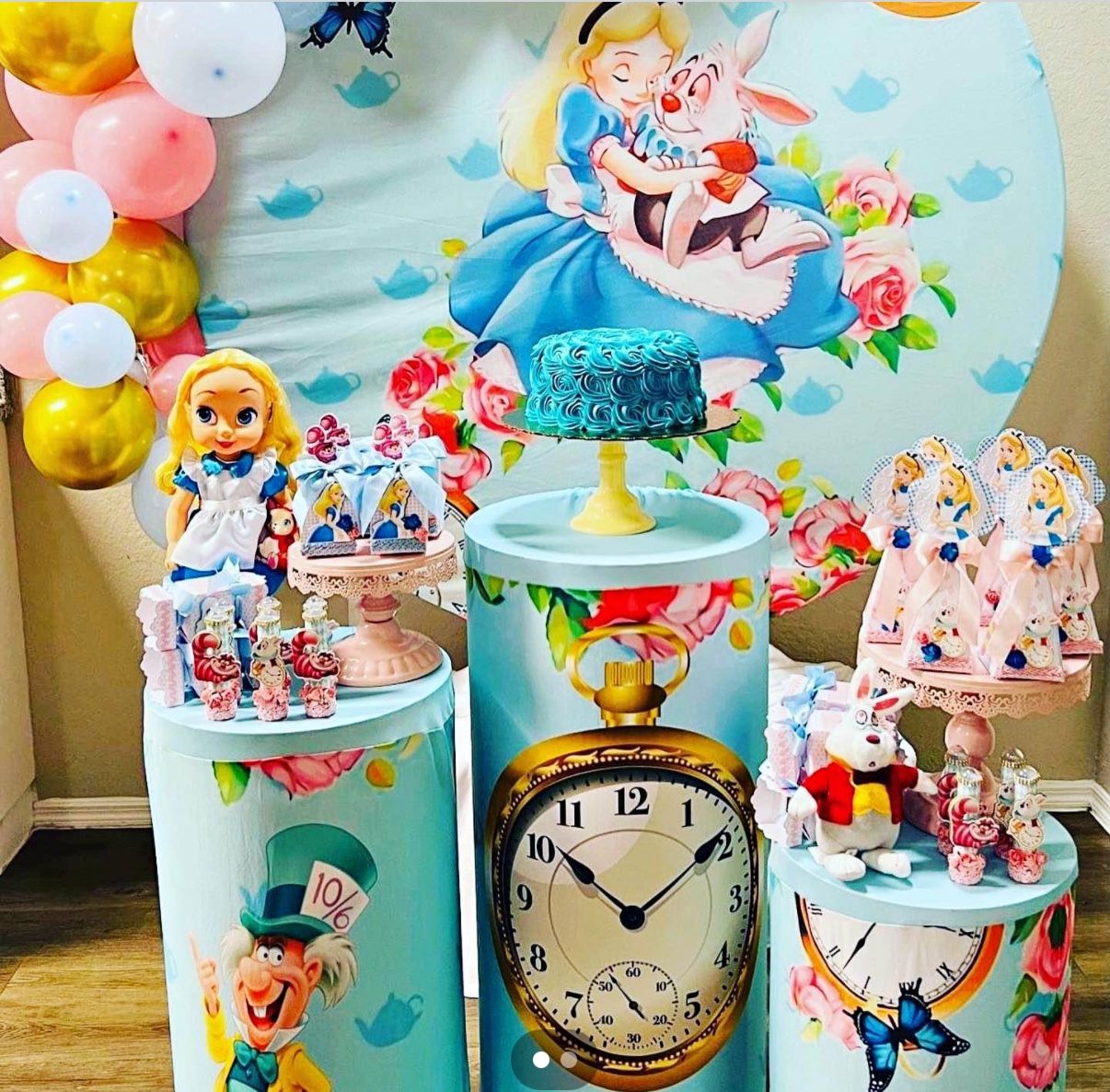 Alice wonderland backdrop And Cylinder Sleeves