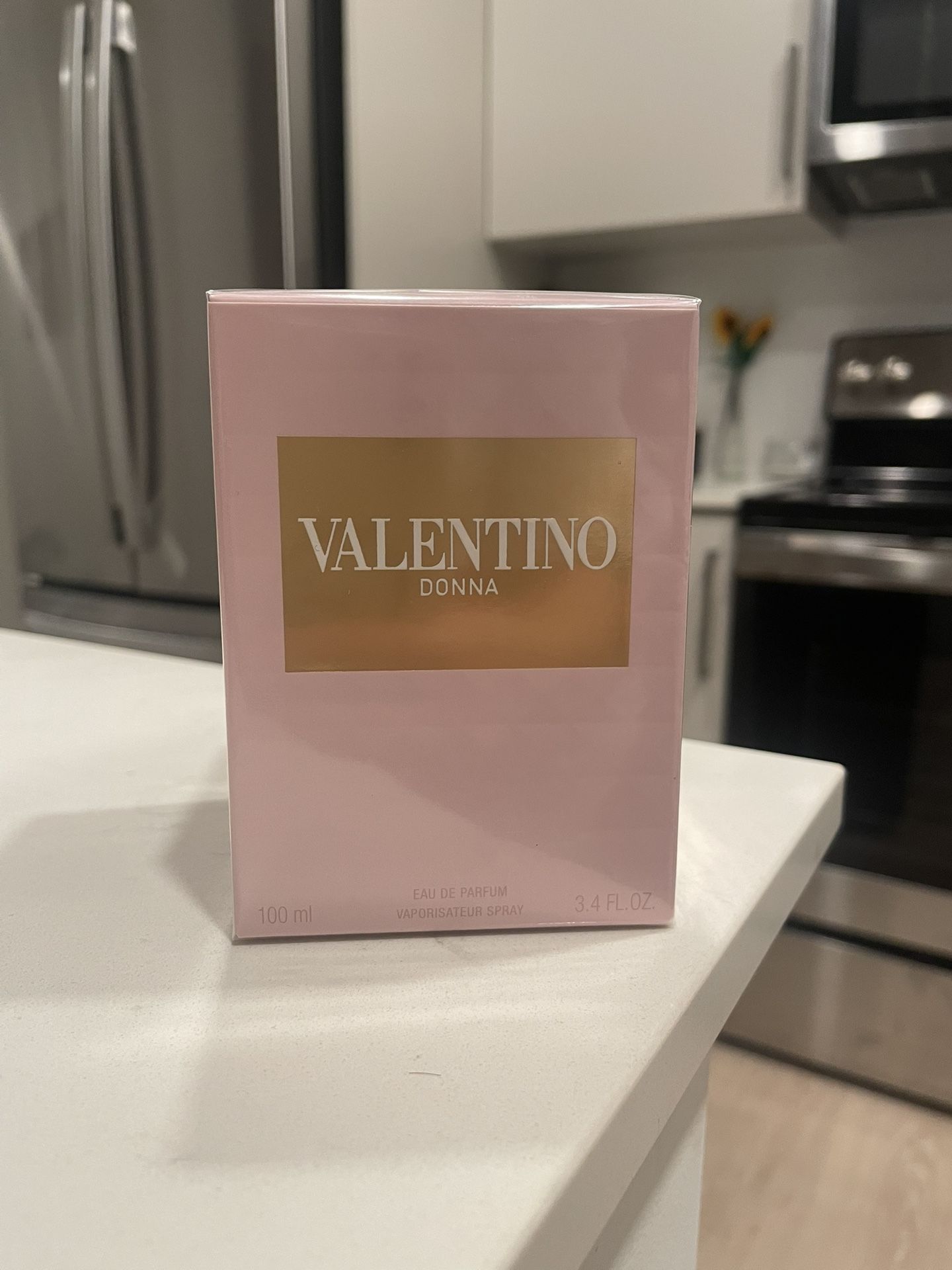 Valentino Donna Perfume