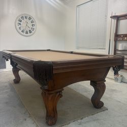 Pool Table 8ft ( Free Delivery & Set Up & New Color Felt Of Your Choice )