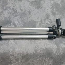 Manfrotto 3029 Tripod $125