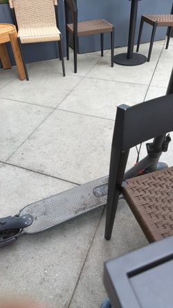 Electric scooter