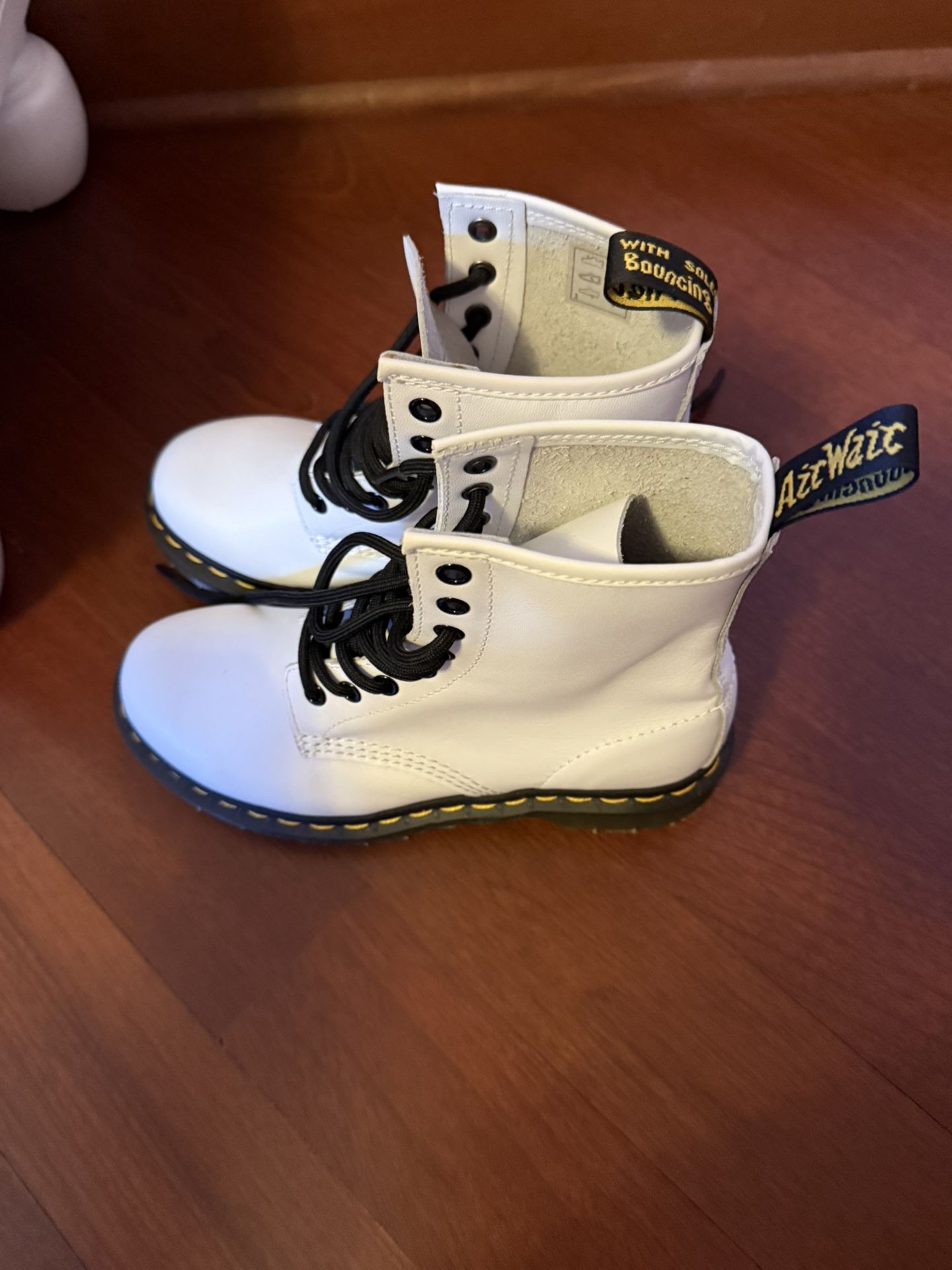 Woman’s Doc Matrens Shoes