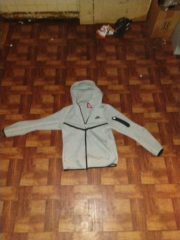Gray Nike Tech Fleece