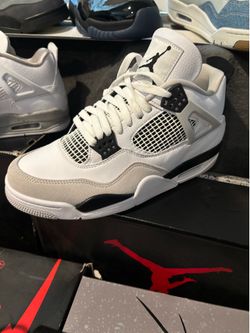 Jordan 4 military blac size 9