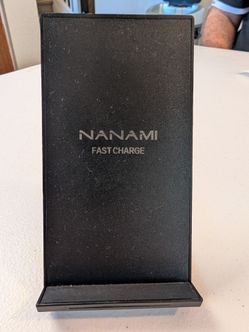 NANAMI fast wireless charger