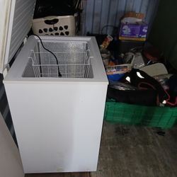 Haier Deep Freezer 