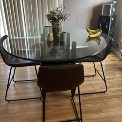 Dining Table/Comedor