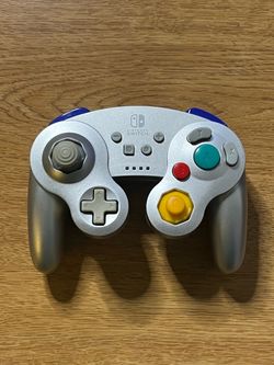 Nintendo Switch ‘GameCube’ Style Wireless Controller *CLEAN & WORKING*