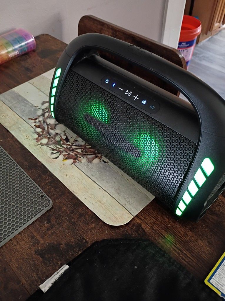 Bluetooth Speaker 