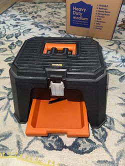 step stool/tool box