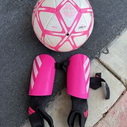 Size 3 Girls Soccer Ball And Shin Guards Pinks 