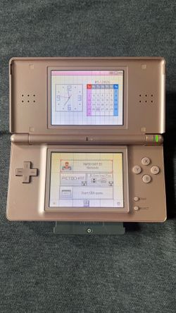 Pink Nintendo DS