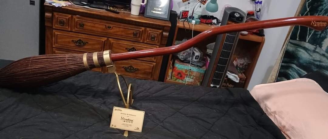 Nimbus 2000 Broom Stick