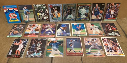 Mixed Sports Cards - Lot 600+ Cards
