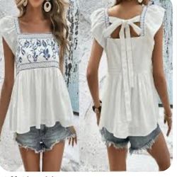 Blouse size large used like new