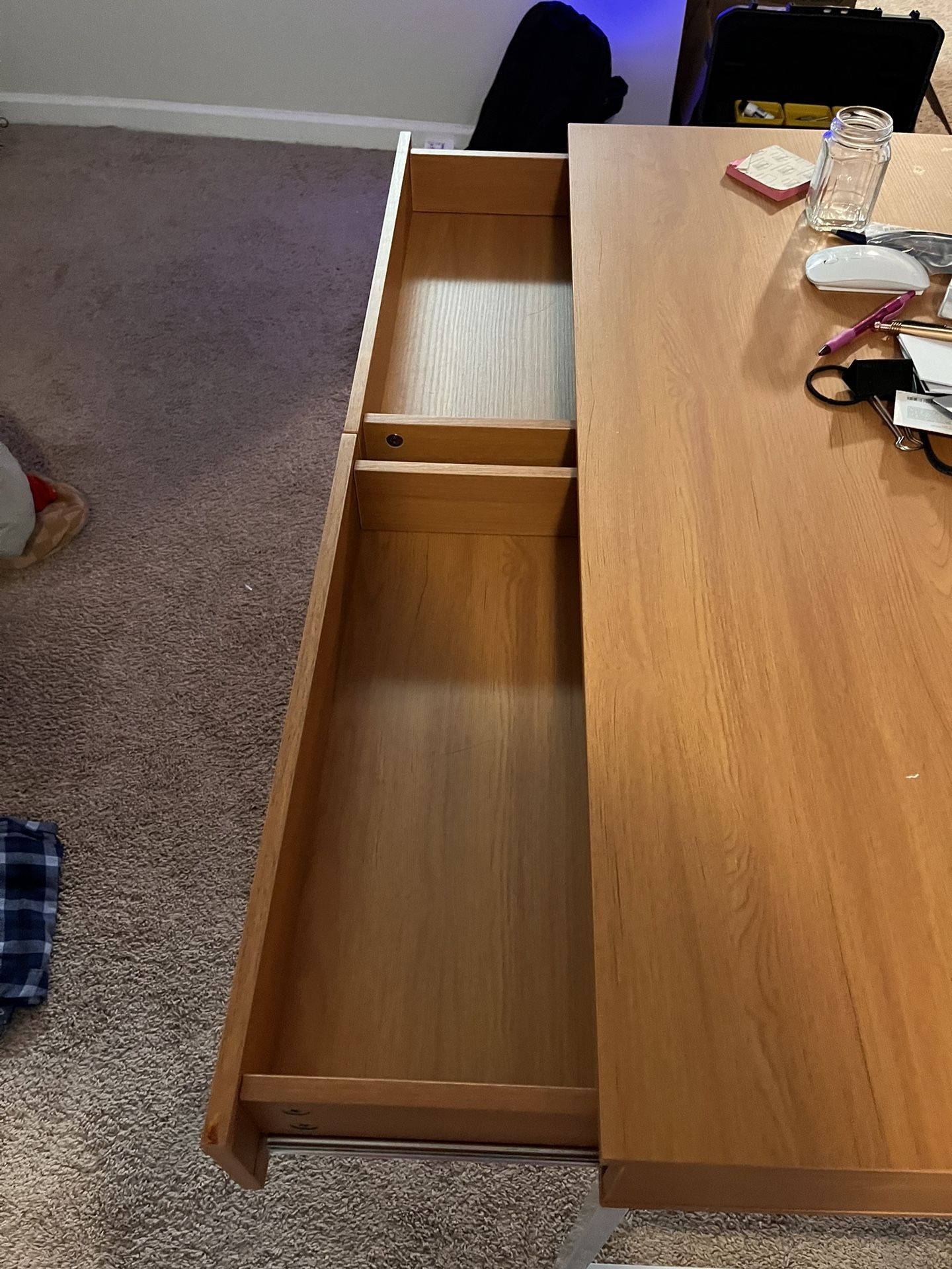 Sturdy Desk With Two Drawers