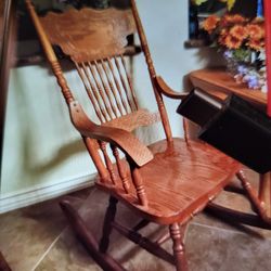 Adult oak rocking chair heavy perfect