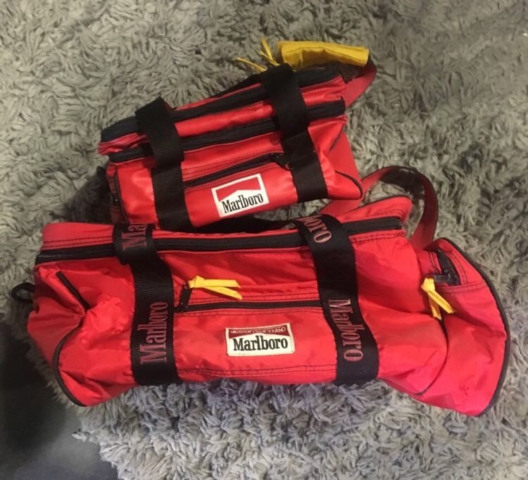*VERY RARE* Vintage Two Piece Marlboro Adventure Team Duffle Bag and Lunch Box Set in great condition