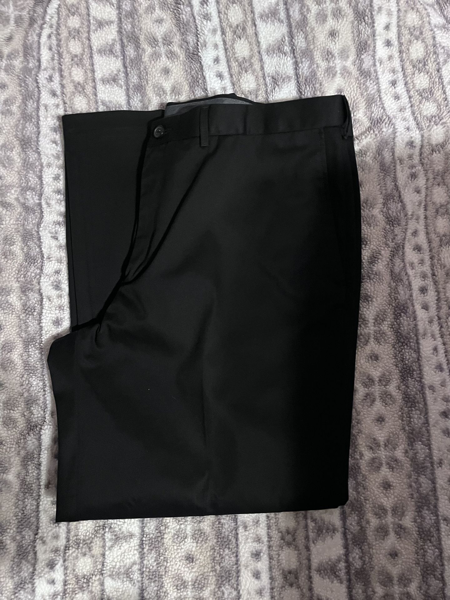 Men Haggar Classic Fit Casual Pants