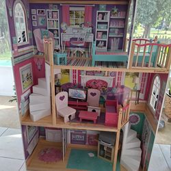 KidKraft Dollhouse – Large Wooden Playhouse – Includes Accessories (As Pictured)
