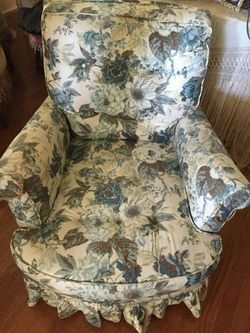 Shabby chic chair