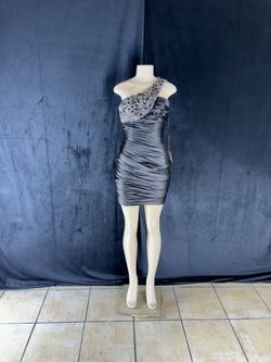 Mandalay Dress Size 6