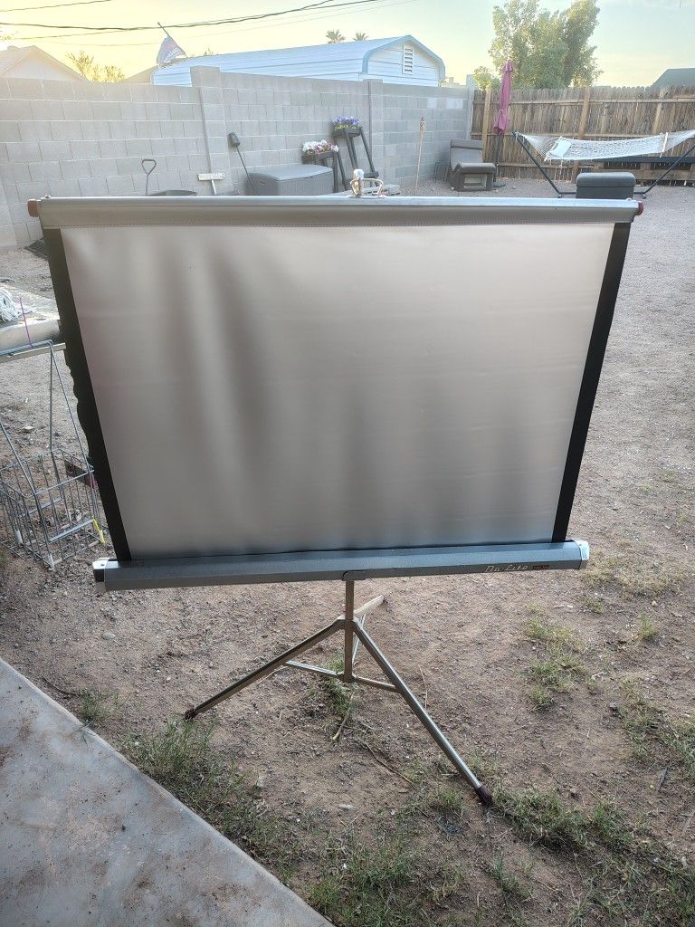 Projector Screen And Stand