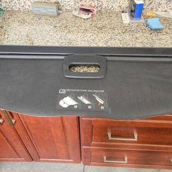 Jeep Cherokee Cargo Cover Rear Security Trunk Shade Retractable