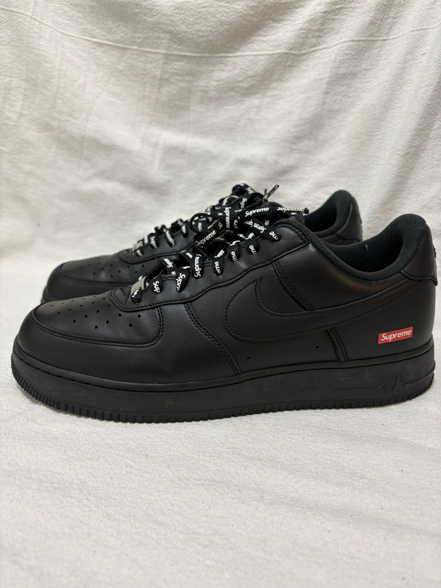 NIKE AIR FORCE 1 SUPREME, 11 men’s