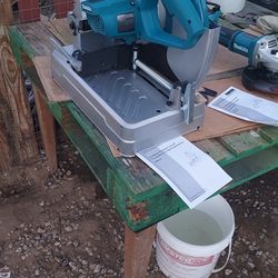 Makita 18V X2 LXT Lithium-lon (36V)
Brushless Cordless 14 in. Cut-
Off Saw &  makita grinder  36v  Tool-Only