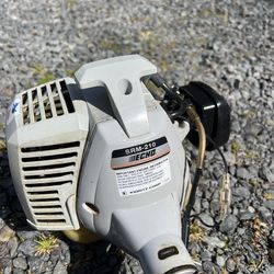 Echo Gas Trimmer SRM-210, Weedwhacker