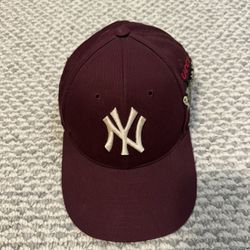 Gucci New York Yankees Hat Burgundy 