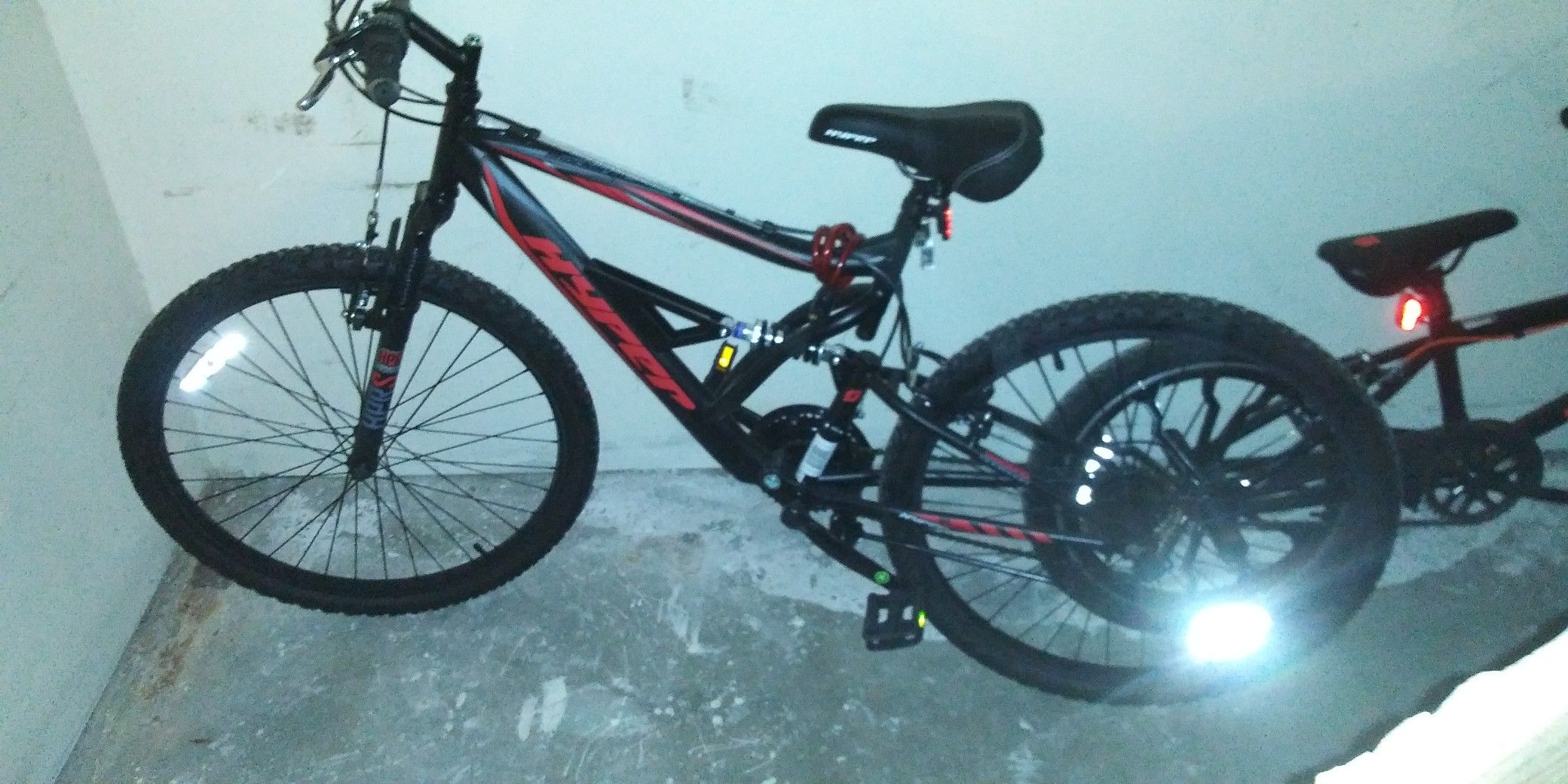 MOUNTAIN BIKE...RIDEN ONCE...QUALITY/STURDY...WORKS PERFECTLY...CASH/TRADE...