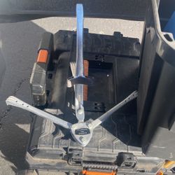 Saxophonist Sax Stand 