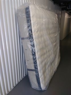 King Stearns & Foster Pillow Top Mattress Firm Free Box Springs - Financing Available No Credit Needed As Little as $39