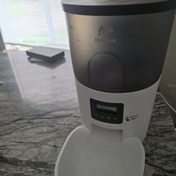 Automatic vat feeder