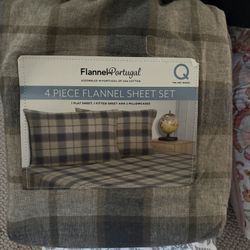 Portuguese Flannel 4-piece Sheet Set. Queen. New 