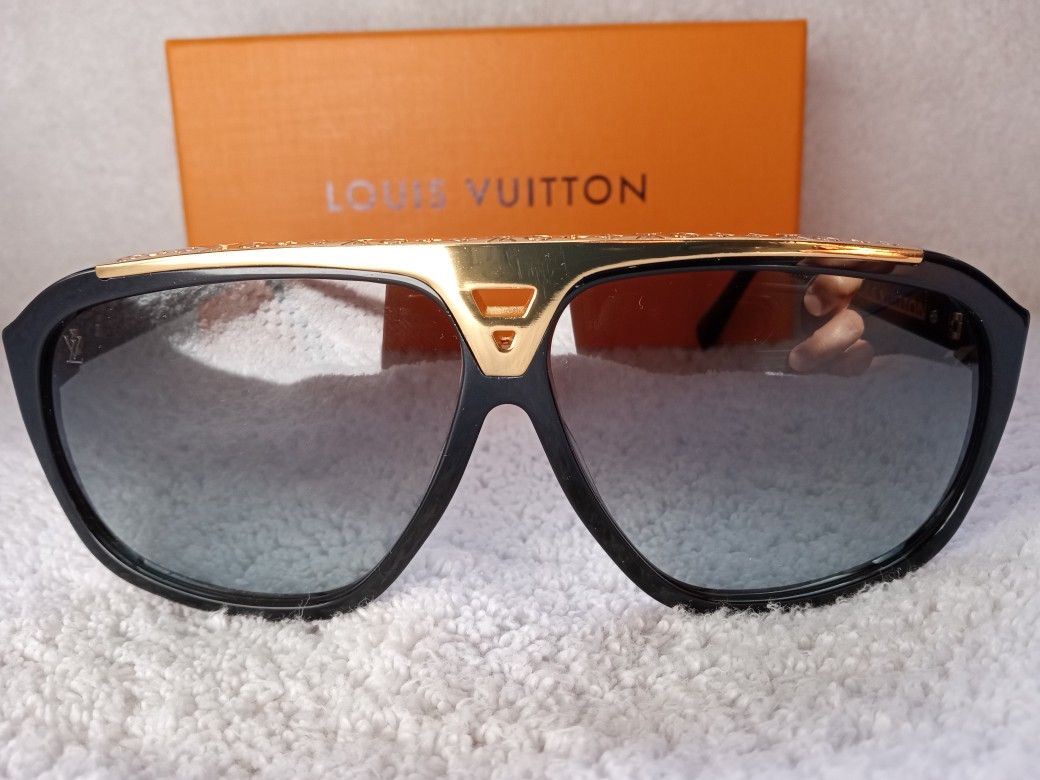 Louis Vuitton Evidence Sunglasses