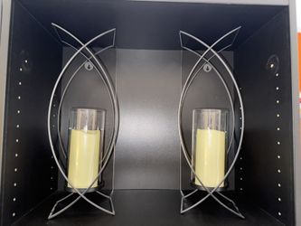 2 Sconce’s